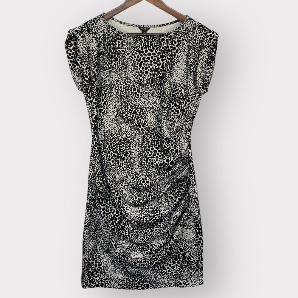 Ann Taylor Animal Print Ruched Sheath Dress Black White Cap Sleeve Size 8